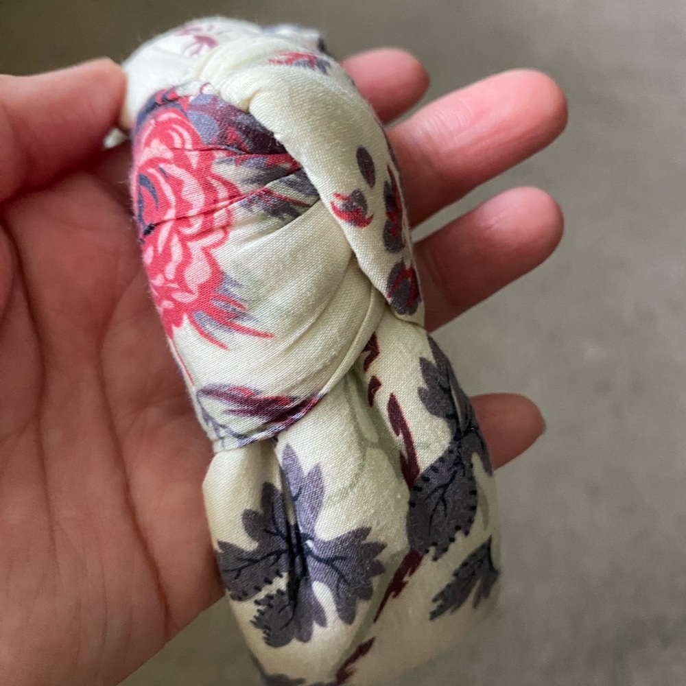 Lele sadoughi floral headband